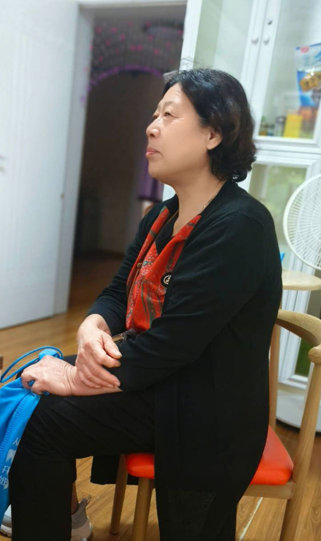 张女士