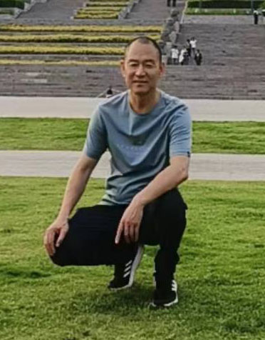 李先生