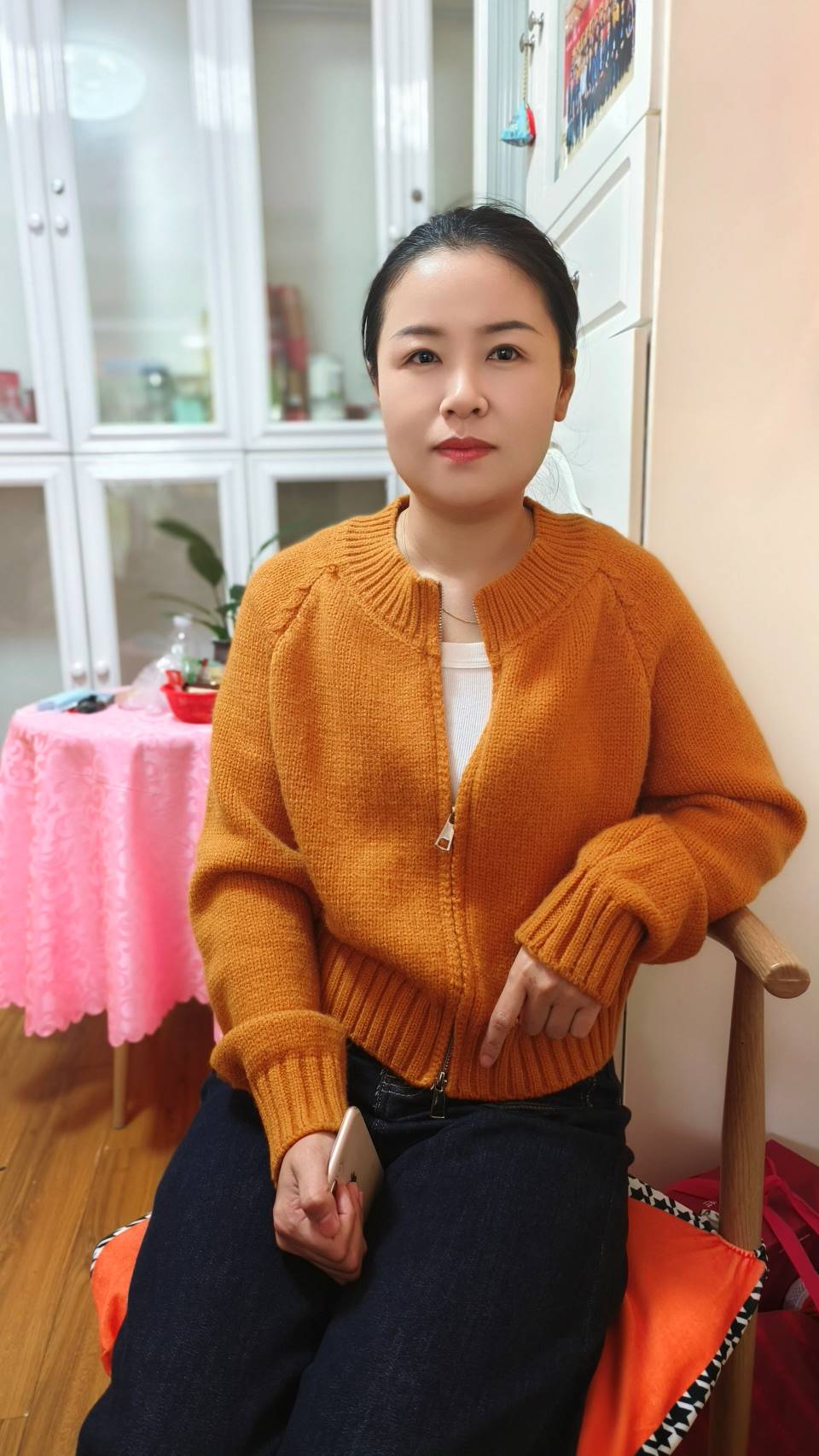 李女士