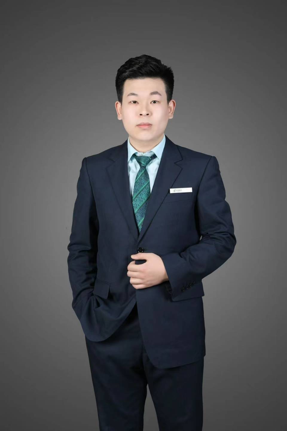 杨梦宇