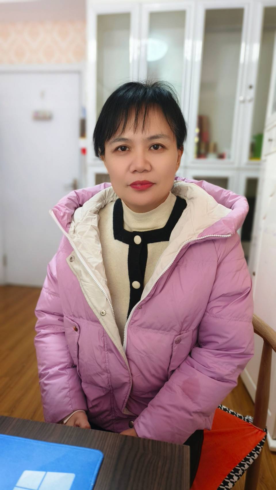 廉女士