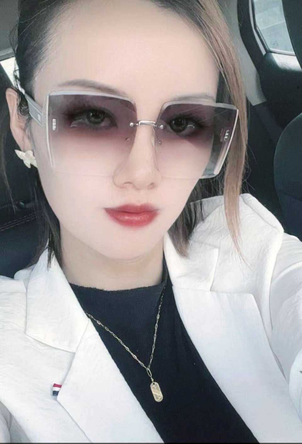 裴女士