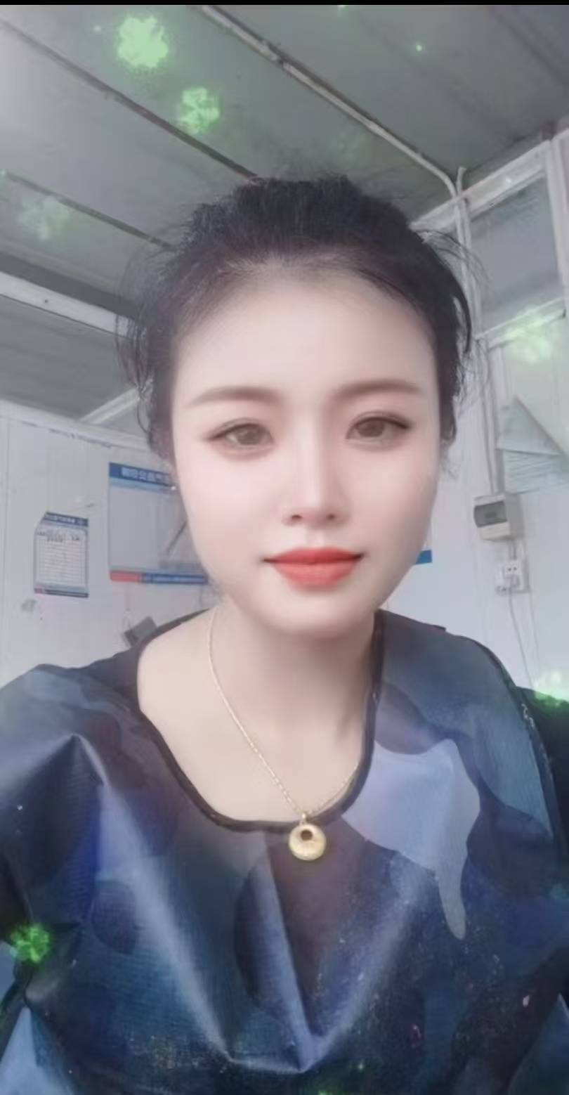 郝女士
