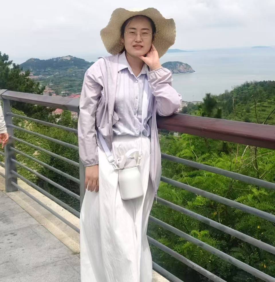 戈