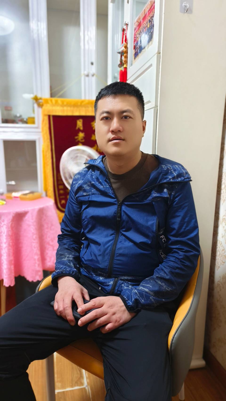 王先生