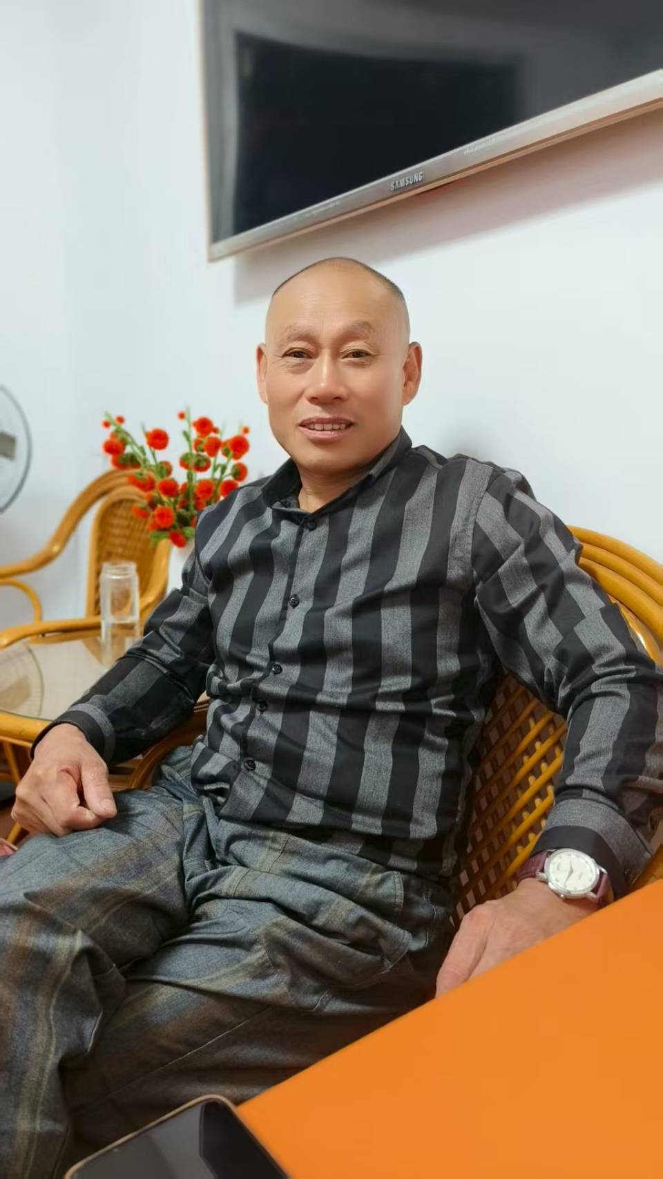 李先生